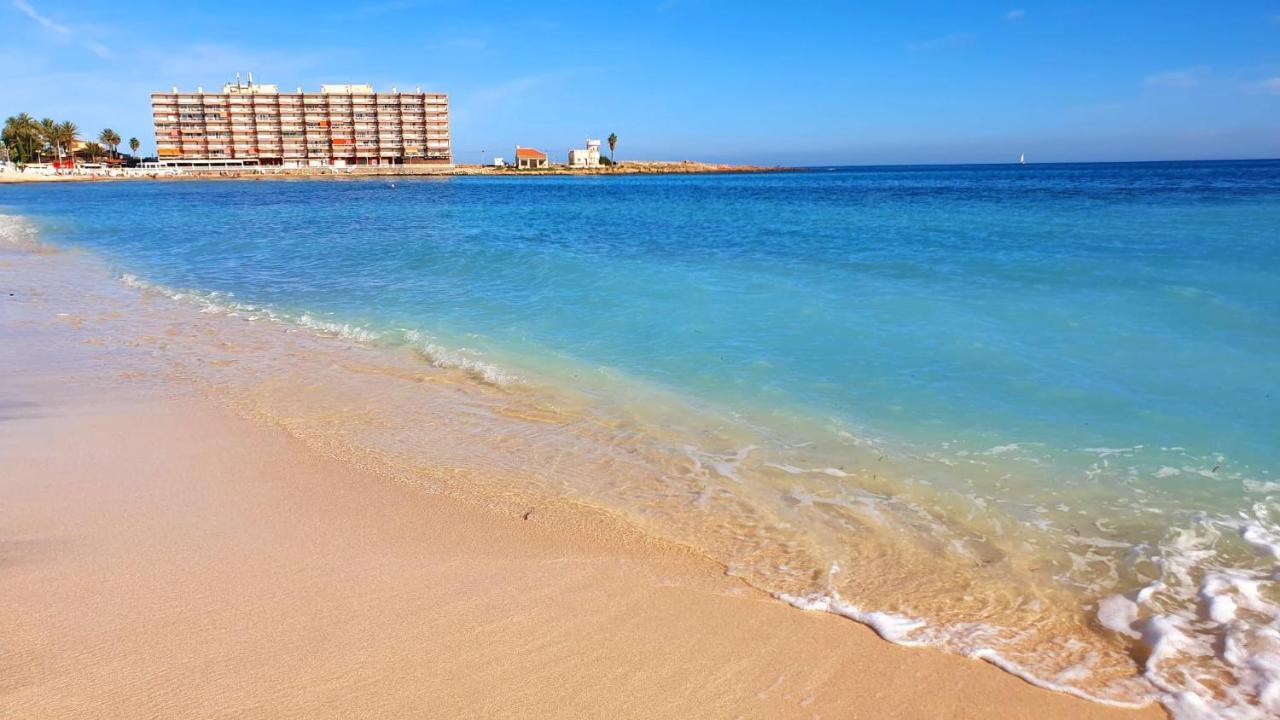 Casa Del Angel , Cosy 2 Bed Apartment,150M From Playa Los Locos Plus Beautiful Swimming Pool Torrevieja Exterior photo